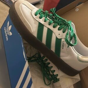 Adidas Sambae W women’s size 8 tennis shoe